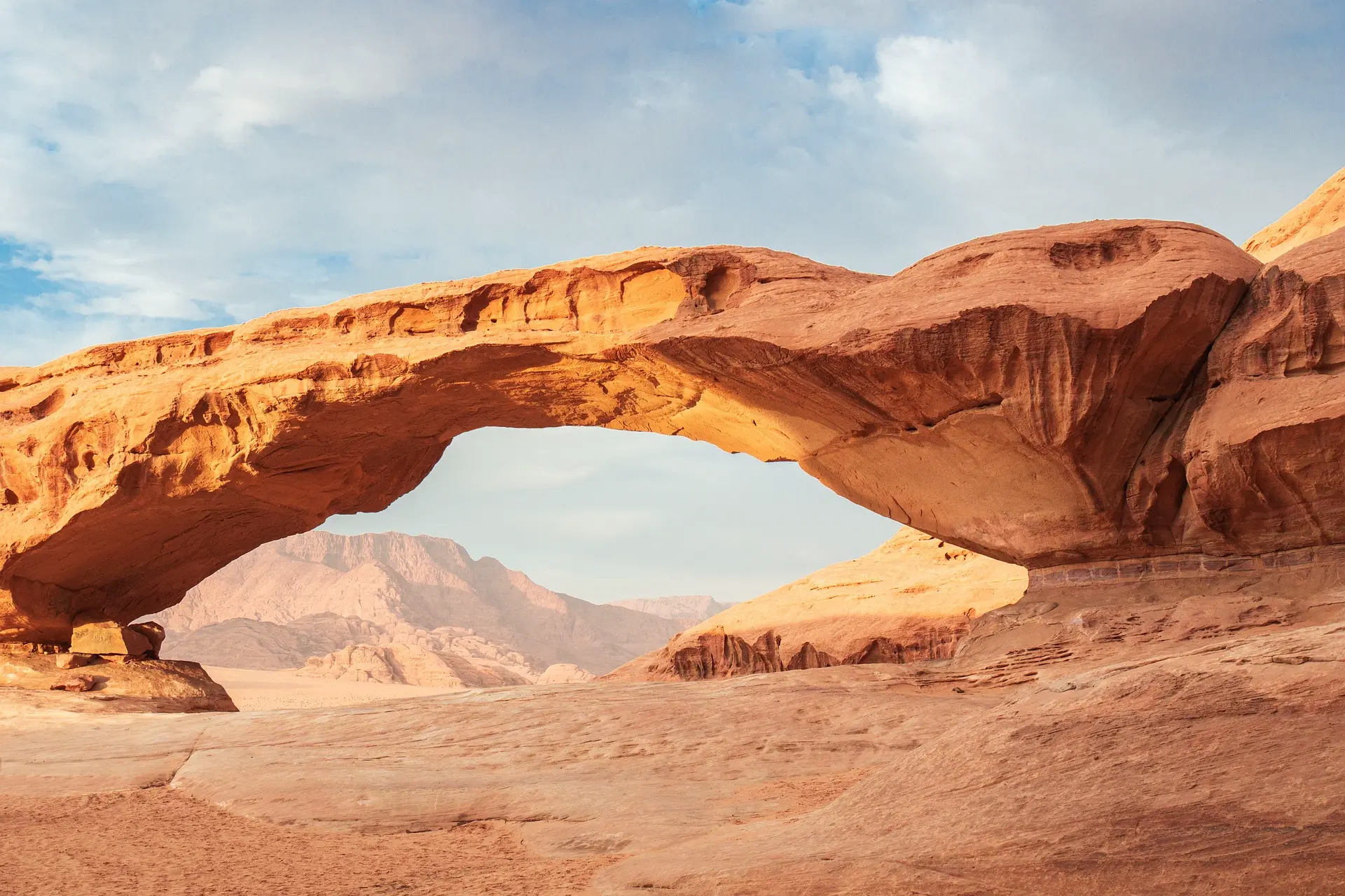 Wanderung zur Burdah Felsbrücke in Wadi Rum