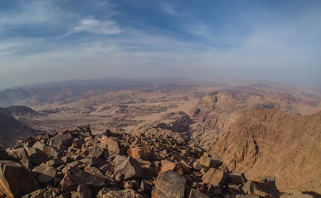 Wanderung Jebel Um Ad Dami in Wadi Rum